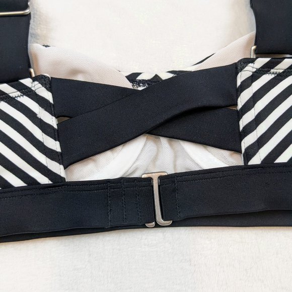 NWT Athleta Bikini Top Slash Stripe Pura 32 B/C - Picture 9 of 14